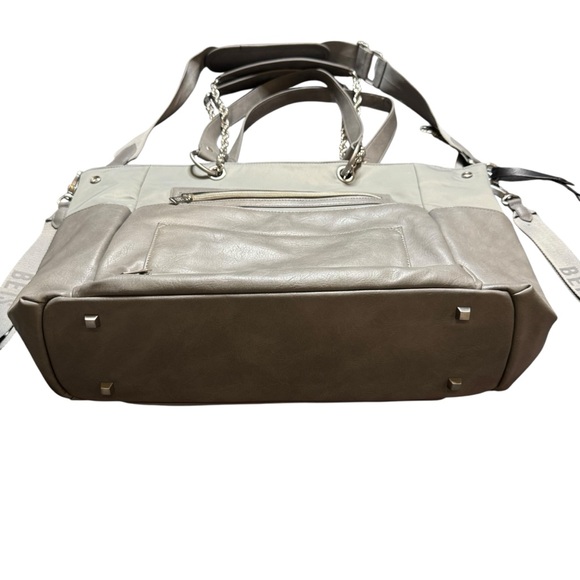 BEIS The Diaper Bag in Gray - Picture 4 of 16
